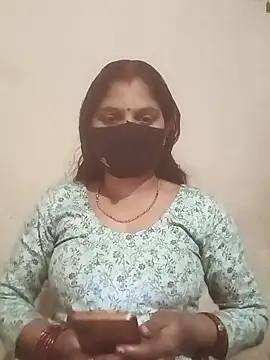 Pooja bhabhi00 online show from January 12, 2026, 3:41 pm