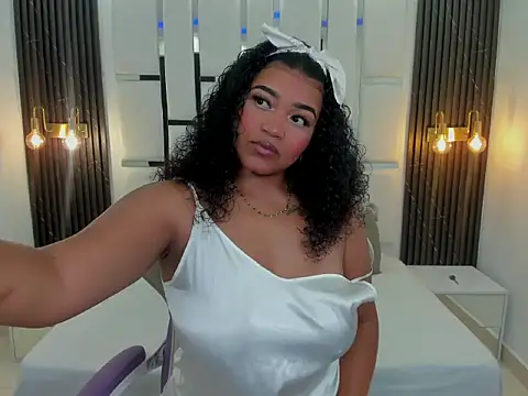 Snapshot of _stormy_kox chatting on December 3, 2025, 3:29 am stormy kox online show from December 3, 2025, 3:29 am