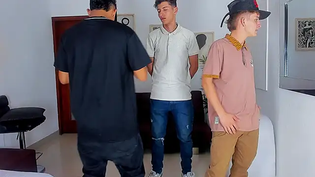 Snapshot of Crazy_porkys chatting on March 18, 2026, 7:15 pm Crazy porkys online show from March 18, 2026, 7:15 pm