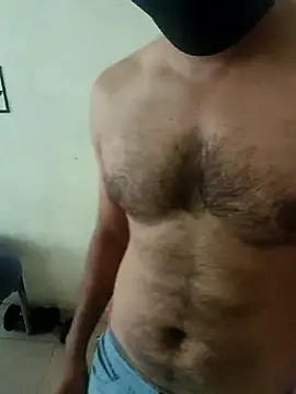Amit22122 online show from May 16, 2026, 4:44 am