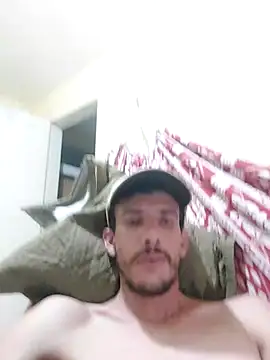 Surf boy8 online show from December 5, 2025, 2:54 am