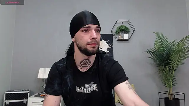 KaneHunter online show from April 25, 2026, 5:54 am