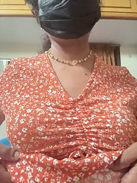 Snapshot of TeddyLover5 chatting on March 21, 2026, 5:28 pm TeddyLover5 online show from March 21, 2026, 5:28 pm