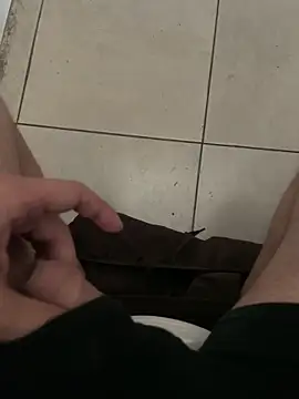 ratemydickbabe online show from December 4, 2025, 2:05 pm