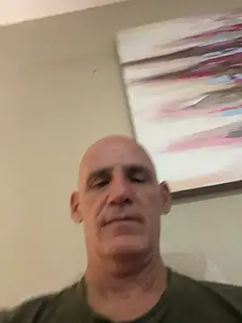 Elosoo online show from March 10, 2026, 12:03 am