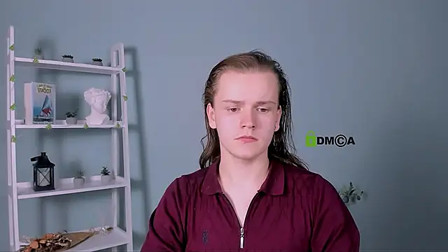 Snapshot of leo_void chatting on December 13, 2025, 8:04 pm leo void online show from December 13, 2025, 8:04 pm