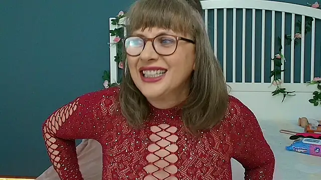 Snapshot of Cougar_Milff chatting on July 12, 2026, 7:47 pm Cougar Milff online show from July 12, 2026, 7:47 pm