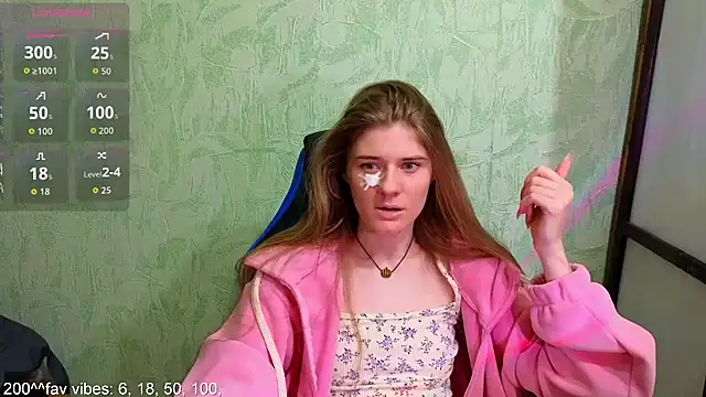 Snapshot of Adell_Love chatting on December 3, 2025, 5:01 pm Adell Love online show from December 3, 2025, 5:01 pm