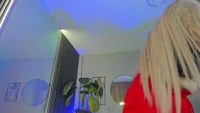 Snapshot of obscenexxx chatting on December 3, 2025, 5:41 am obscenexxx online show from December 3, 2025, 5:41 am