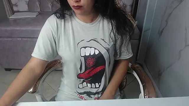 Evangeline b online show from November 28, 2025, 1:00 pm