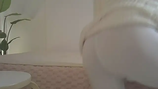 Snapshot of kyono-iyashi chatting on February 11, 2026, 2:39 pm kyono-iyashi online show from February 11, 2026, 2:39 pm