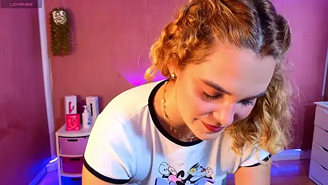 Snapshot of AdharaWo chatting on March 6, 2026, 12:49 am AdharaWo online show from March 6, 2026, 12:49 am