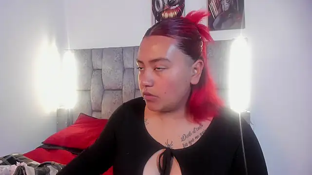 Snapshot of Yara_flamer0 chatting on December 2, 2025, 3:14 pm Yara flamer0 online show from December 2, 2025, 3:14 pm