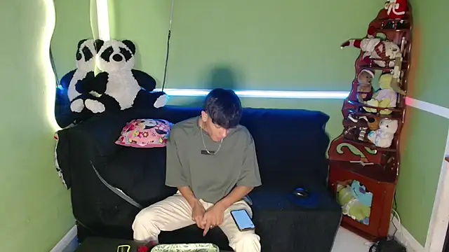 Snapshot of murb_xxx chatting on December 5, 2025, 6:06 pm murb xxx online show from December 5, 2025, 6:06 pm