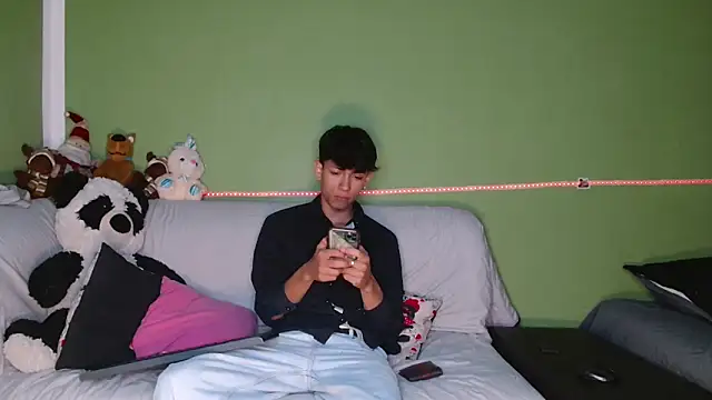 Snapshot of murb_xxx chatting on December 15, 2025, 3:51 pm murb xxx online show from December 15, 2025, 3:51 pm