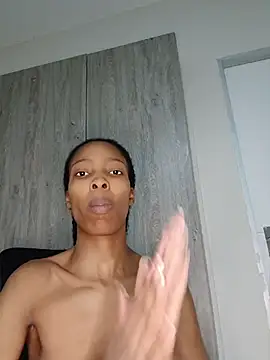 Snapshot of MsParisSmith chatting on May 16, 2026, 8:35 am MsParisSmith online show from May 16, 2026, 8:35 am