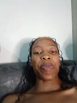 Snapshot of MsParisSmith chatting on February 24, 2026, 8:10 pm MsParisSmith online show from February 24, 2026, 8:10 pm