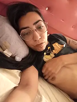 Yani-14 online show from March 21, 2026, 11:41 pm