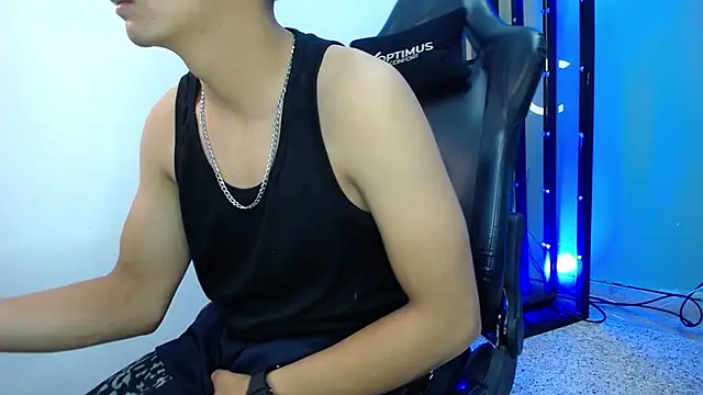 Snapshot of Bagels_ chatting on December 2, 2025, 11:23 am Bagels online show from December 2, 2025, 11:23 am