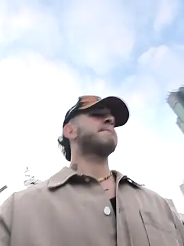 Snapshot of hazarcannn chatting on December 20, 2025, 5:32 am hazarcannn online show from December 20, 2025, 5:32 am