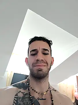 Snapshot of hazarcannn chatting on February 15, 2026, 1:32 pm hazarcannn online show from February 15, 2026, 1:32 pm