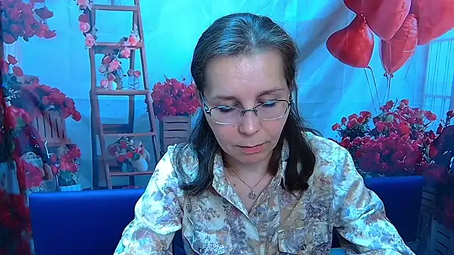 Snapshot of DaisyEdit chatting on April 26, 2026, 5:27 am DaisyEdit online show from April 26, 2026, 5:27 am