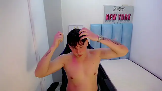 d moneyy  online show from December 1, 2025, 7:04 pm