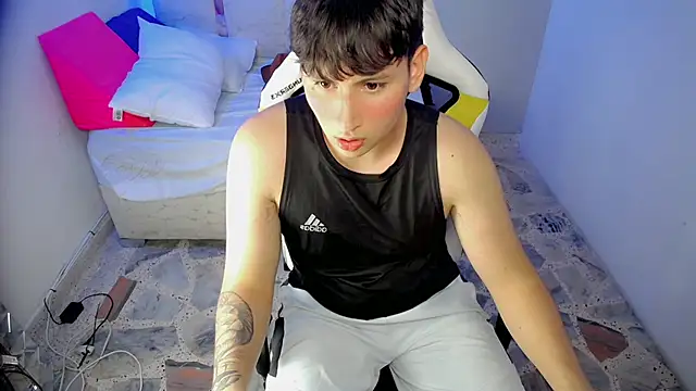 d moneyy  online show from January 15, 2026, 3:54 am