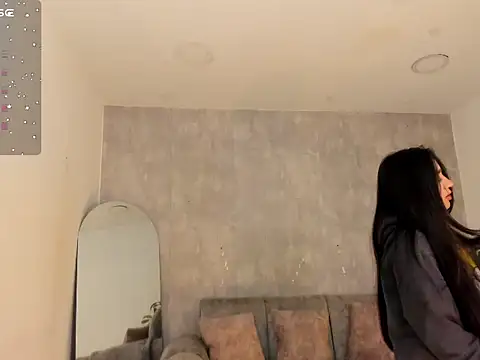 miacoopersx  online show from December 4, 2025, 12:48 pm