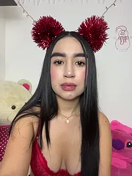 Snapshot of SiennaLorens chatting on December 3, 2025, 2:27 pm SiennaLorens online show from December 3, 2025, 2:27 pm