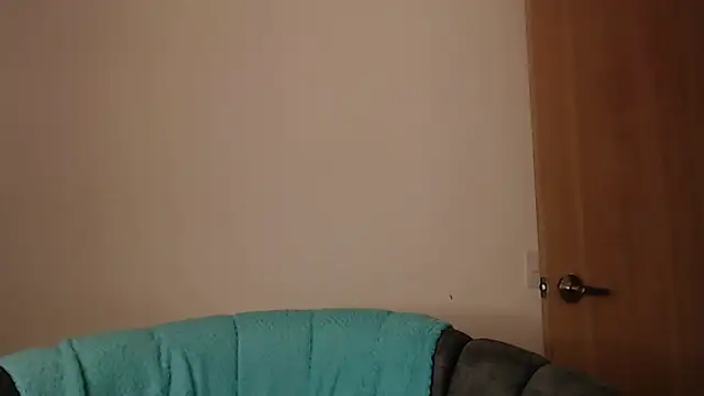 Snapshot of -Ivonny- chatting on November 28, 2025, 10:10 pm -Ivonny- online show from November 28, 2025, 10:10 pm