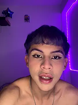 Prince Apolo online show from December 22, 2025, 4:01 am