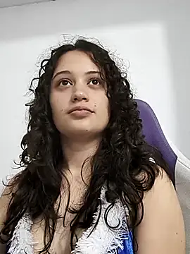 Alana 444 online show from January 17, 2026, 4:27 am