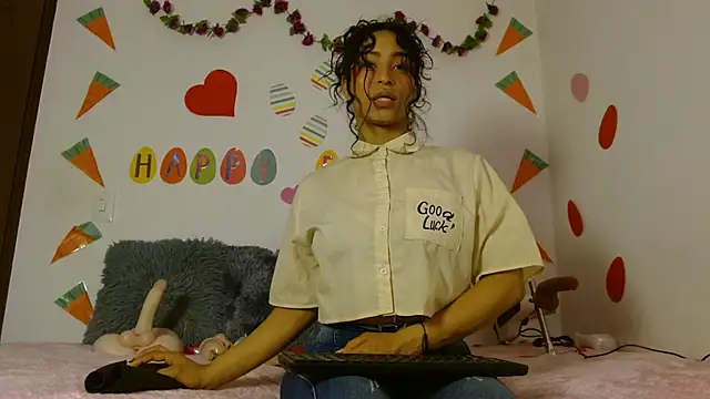 MarillynMorgan online show from April 24, 2026, 2:19 pm