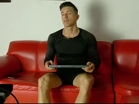 Arturo reyes online show from December 17, 2025, 5:51 pm