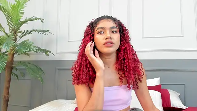 Snapshot of Red_Vel_ chatting on December 15, 2025, 11:05 am Red Vel online show from December 15, 2025, 11:05 am