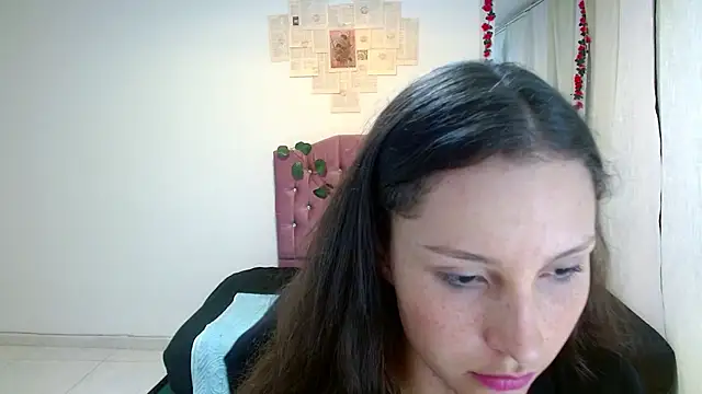 Snapshot of scarlet160920 chatting on December 5, 2025, 7:23 pm scarlet160920 online show from December 5, 2025, 7:23 pm