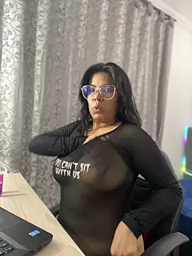 Snapshot of CATHA_EF chatting on December 15, 2025, 7:09 pm CATHA EF online show from December 15, 2025, 7:09 pm