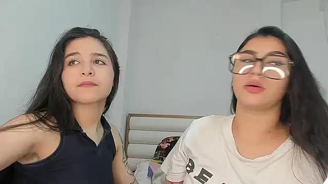 ROUS SWEET  online show from April 24, 2026, 3:19 am