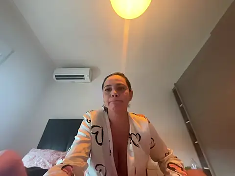 GabriellaGaby online show from December 16, 2025, 3:38 pm