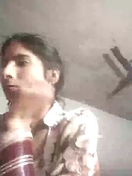 SassyDiy online show from March 22, 2026, 3:35 pm