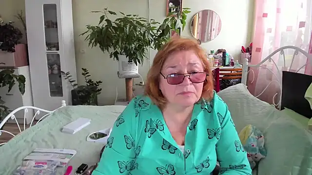 Snapshot of rekelme chatting on October 6, 2025, 12:39 pm rekelme online show from October 6, 2025, 12:39 pm