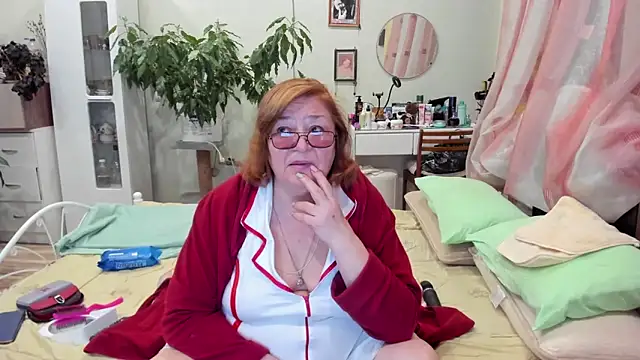 Snapshot of rekelme chatting on October 19, 2025, 6:32 pm rekelme online show from October 19, 2025, 6:32 pm