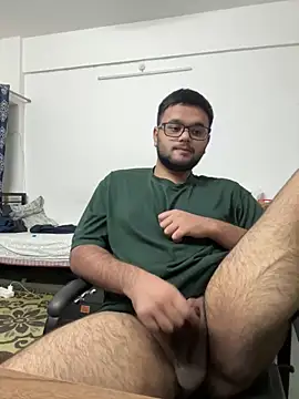 Noavacado  online show from May 9, 2026, 1:58 pm