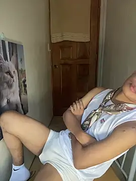 asiantwink0000 online show from February 3, 2026, 6:40 am