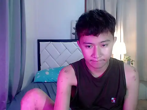 asiantwink0000 online show from February 16, 2026, 2:05 pm