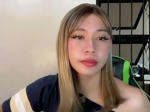 asiantwink0000 online show from July 15, 2026, 7:37 am
