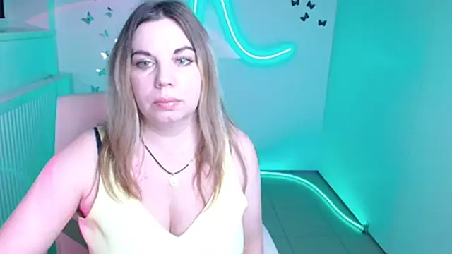 Snapshot of Amanda_Swannn chatting on December 4, 2025, 12:59 pm Amanda Swannn online show from December 4, 2025, 12:59 pm