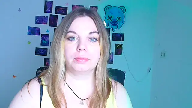 Snapshot of Amanda_Swannn chatting on December 5, 2025, 6:45 am Amanda Swannn online show from December 5, 2025, 6:45 am