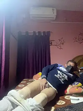 Saxymood1111 online show from February 5, 2026, 5:09 pm